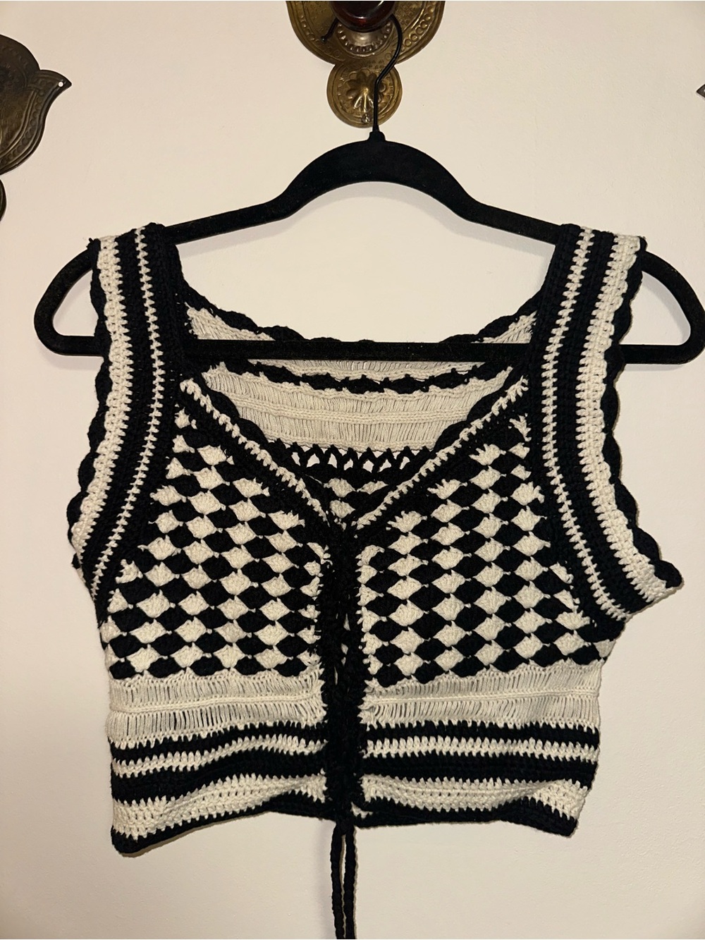 Forever 21 Black & Cream Crochet Crop Top